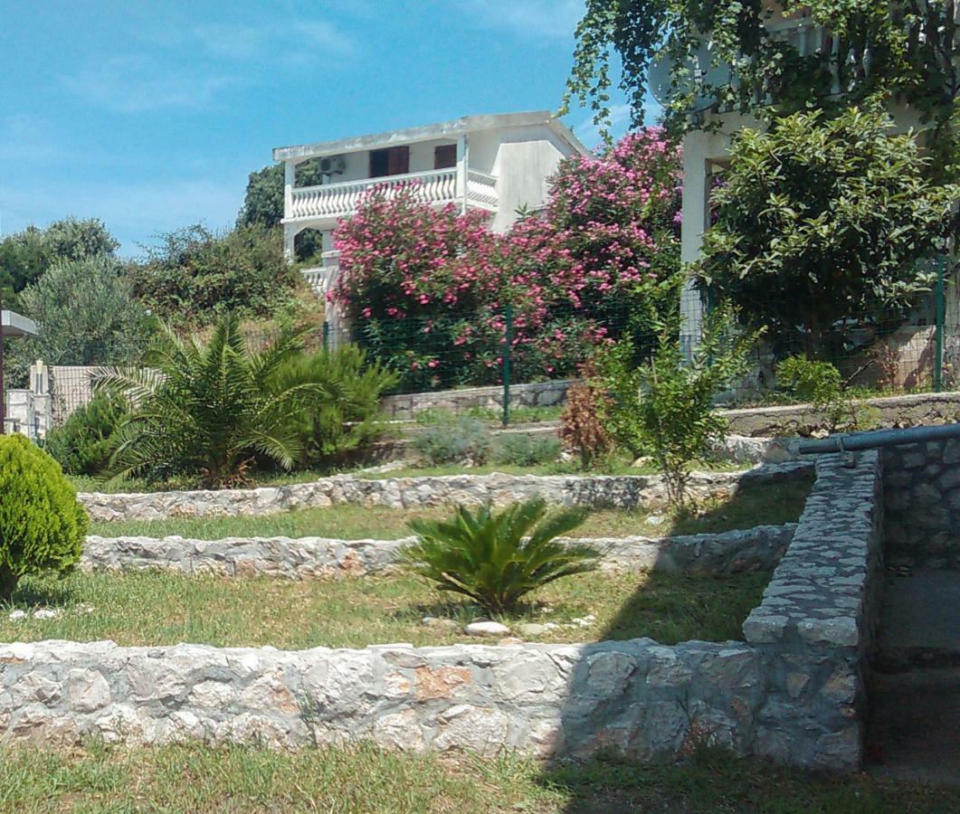 Villa Blanca Utjeha Esterno foto